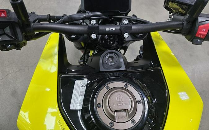 2026 Husqvarna VITPILEN 801