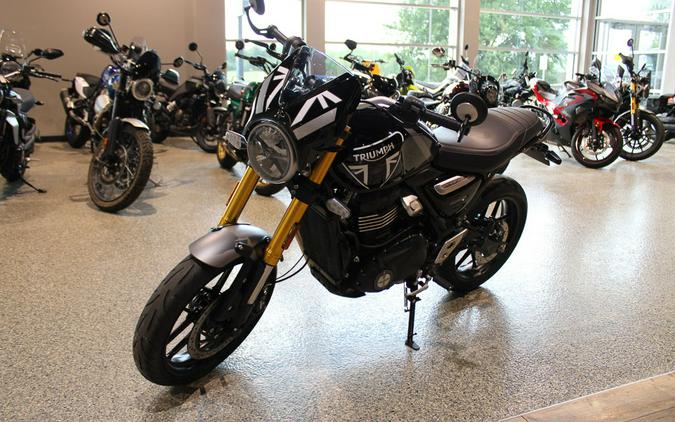 2025 Triumph Speed 400 Phantom Black / Storm Grey