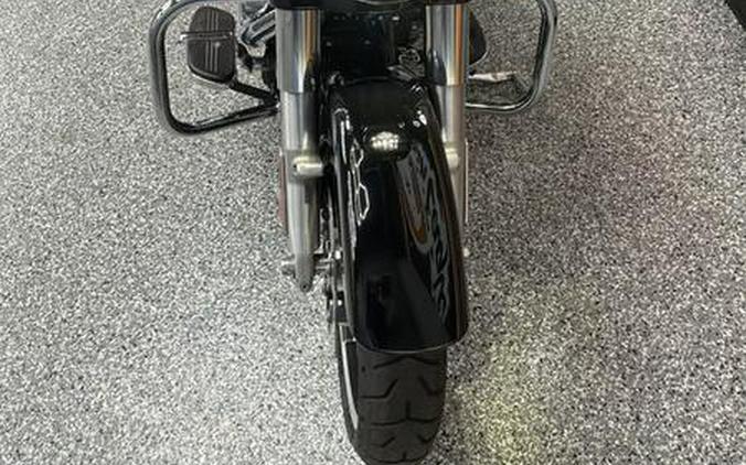 2017 Harley-Davidson® FLHXS - Street Glide® Special
