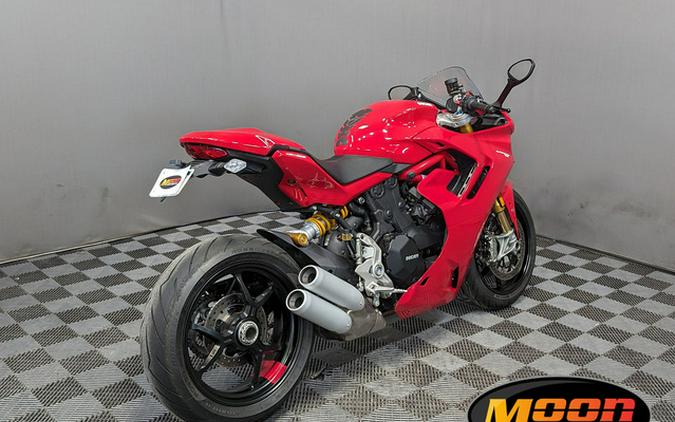 2022 Ducati Supersport 950 S Ducati Red Fairing