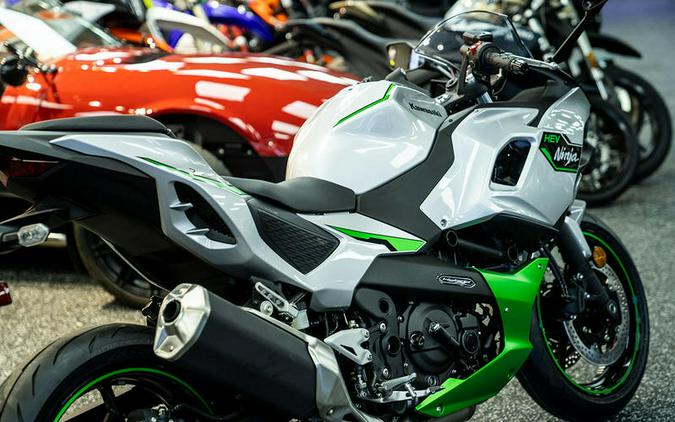 2024 Kawasaki Ninja® 7 Hybrid ABS