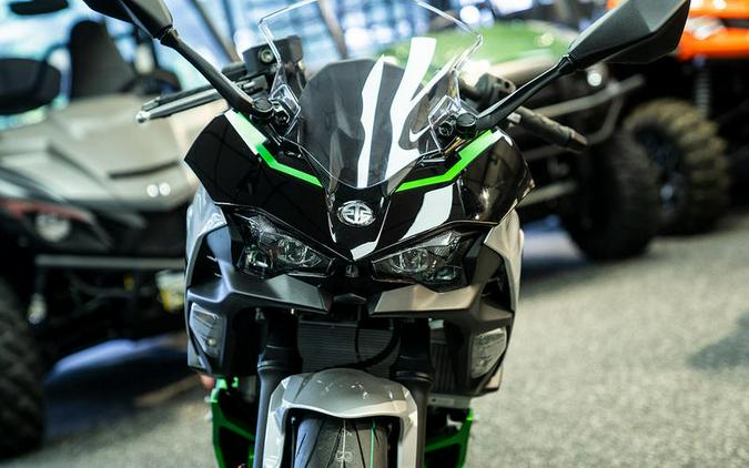 2024 Kawasaki Ninja® 7 Hybrid ABS