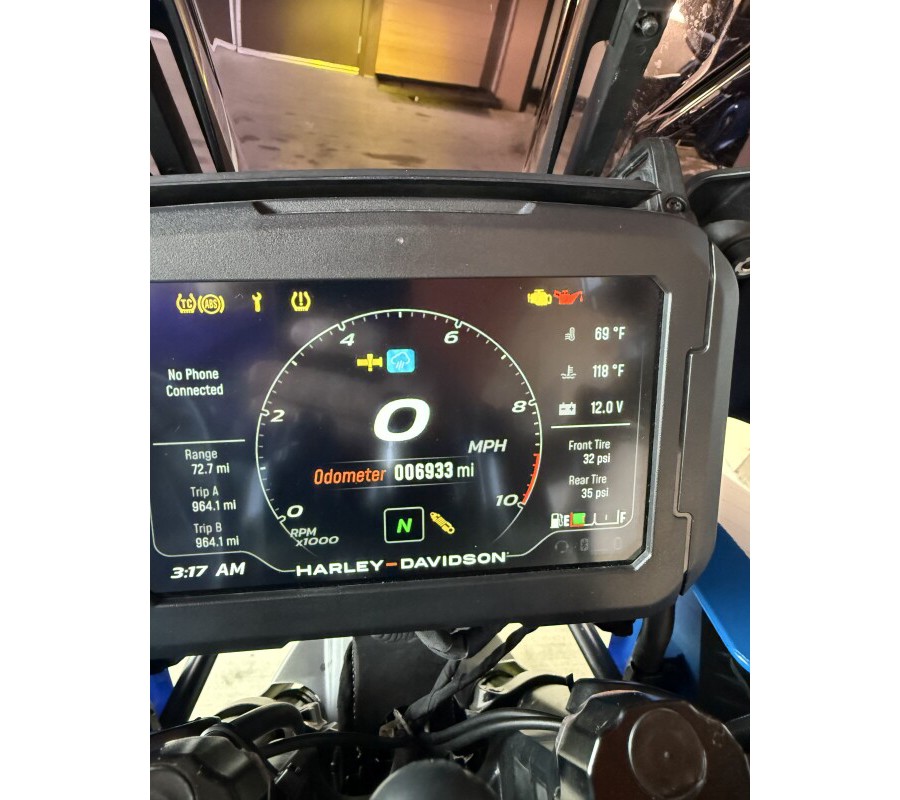 2022 Pan America Special FLAME BLUE/WHITE SAND