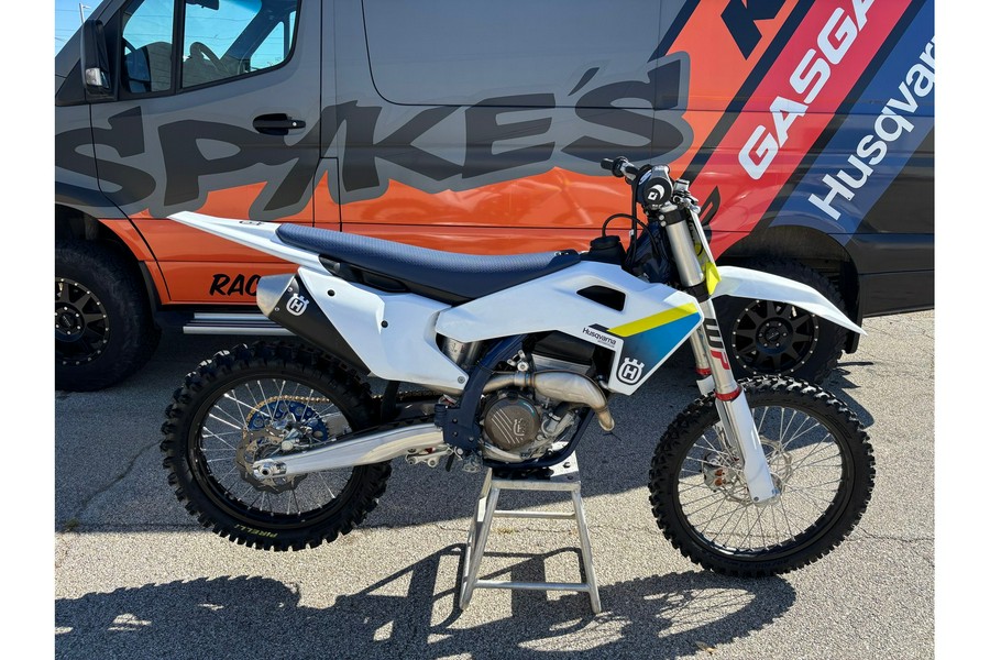 2025 Husqvarna Motorcycles FC 250 DEMO! $9,299.65 OTD W/O TRADE!