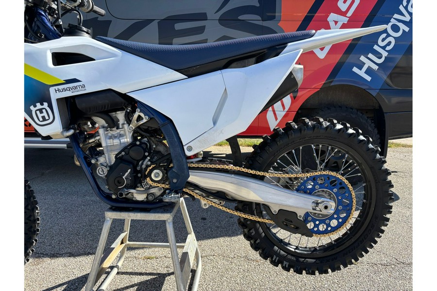2025 Husqvarna Motorcycles FC 250 DEMO! $9,299.65 OTD W/O TRADE!