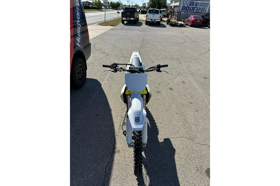 2025 Husqvarna Motorcycles FC 250 DEMO! $9,299.65 OTD W/O TRADE!