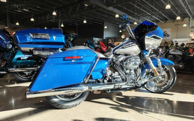 2017 Harley-Davidson® Road Glide® Special Superior Blue