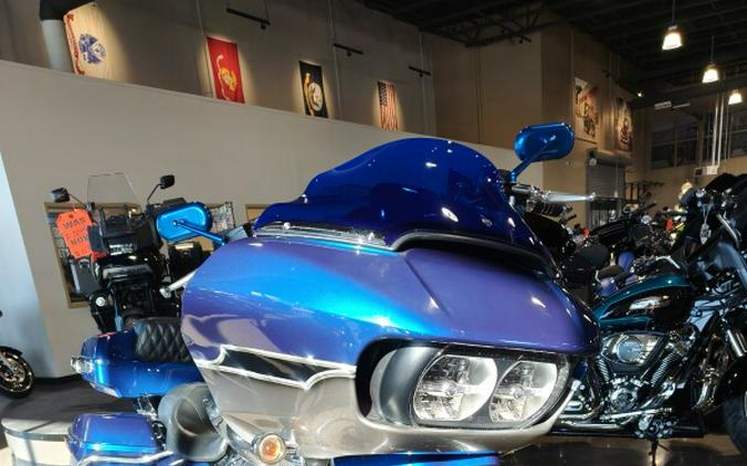 2017 Harley-Davidson® Road Glide® Special Superior Blue