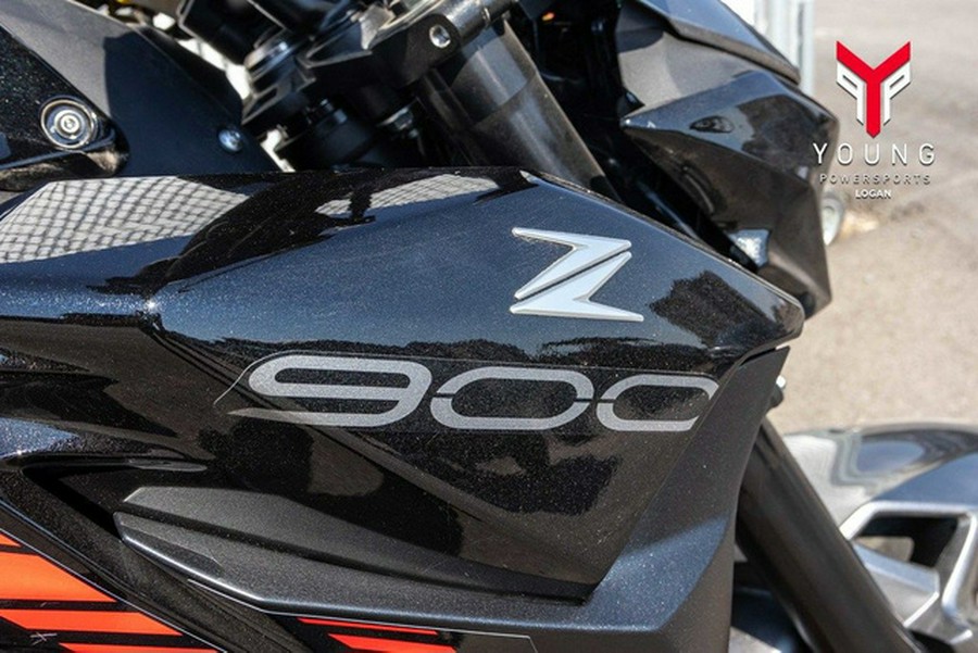 2023 Kawasaki Z900 ABS Metallic Black/Graphite Gray/Flat Black