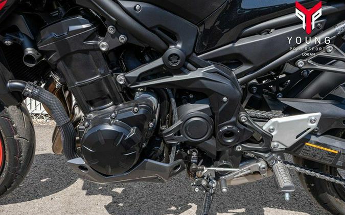 2023 Kawasaki Z900 ABS Metallic Black/Graphite Gray/Flat Black
