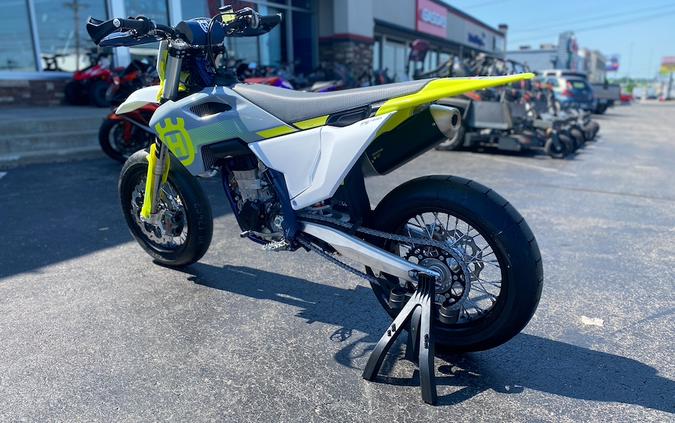 2024 Husqvarna Motorcycles FS 450