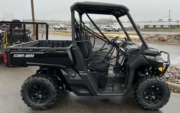 2024 Can-Am™ Defender XT HD9