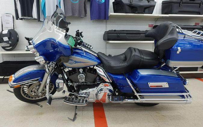 2009 Harley-Davidson® FLHTCU - Ultra Classic® Electra Glide®