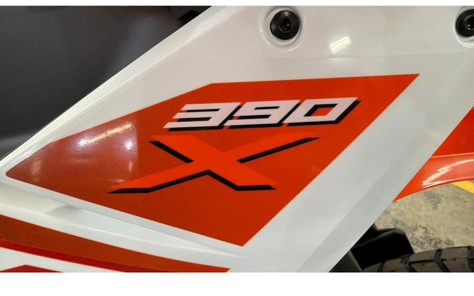 2025 KTM Adventure 390 R