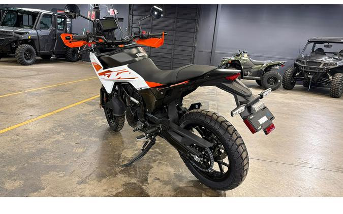 2025 KTM Adventure 390 R