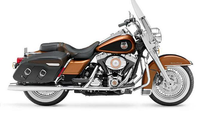 2008 Harley-Davidson® FLHRC - Road King® Classic 105th Anniversary Edition