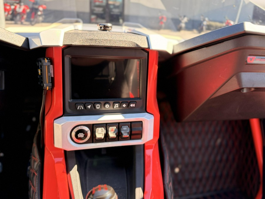 2023 Slingshot ROUSH MANUAL RACETRACK RED ROUSH Edition