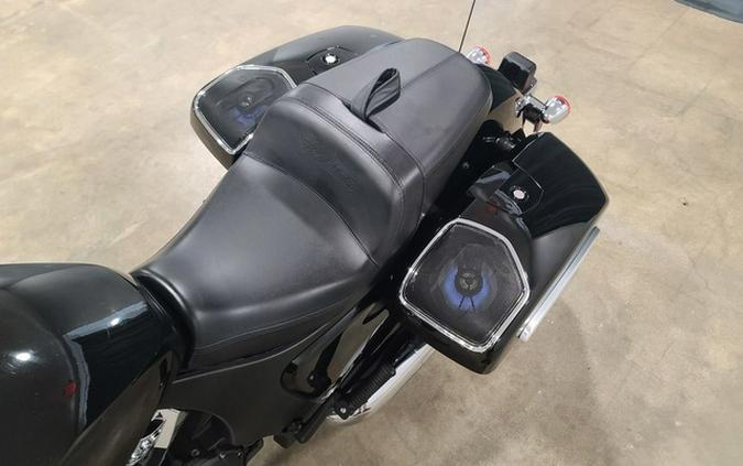 2025 Indian Chieftain Powerplus Limited 112 W/Powerband Audio Black Metallic