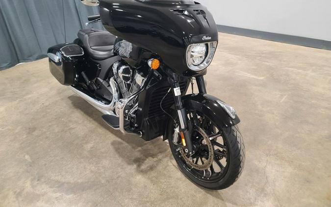 2025 Indian Chieftain Powerplus Limited 112 W/Powerband Audio Black Metallic