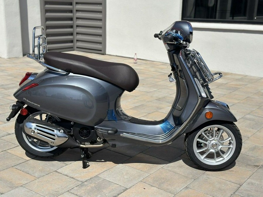 2023 Vespa Primavera 150 Touring