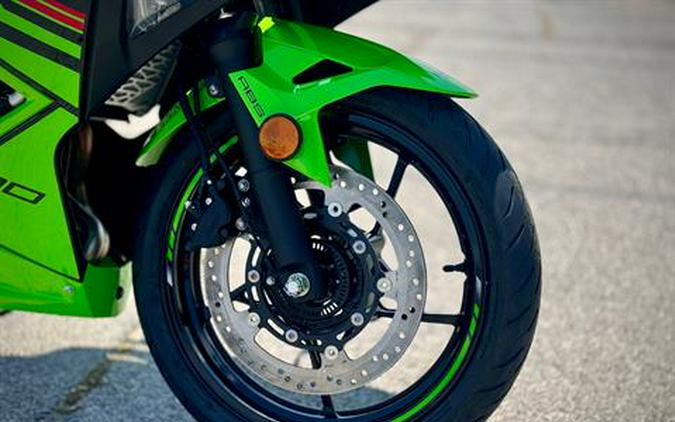 2024 Kawasaki Ninja 500 KRT Edition SE ABS