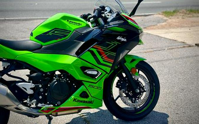 2024 Kawasaki Ninja 500 KRT Edition SE ABS