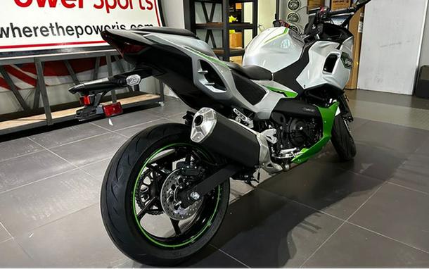 2024 Kawasaki Ninja 7 Hybrid ABS