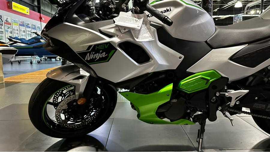 2024 Kawasaki Ninja® 7 Hybrid ABS