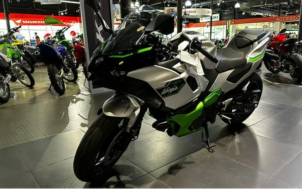 2024 Kawasaki Ninja 7 Hybrid ABS