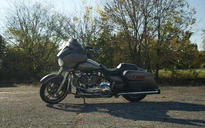 2017 Harley-Davidson® FLHXS - Street Glide® Special