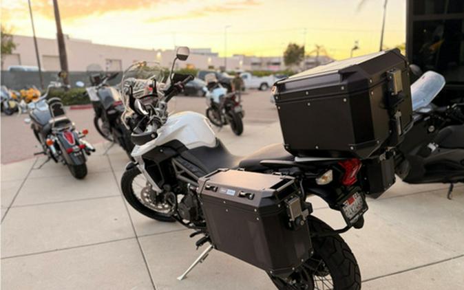 2019 Triumph Tiger 800 XCx Crystal White XCx