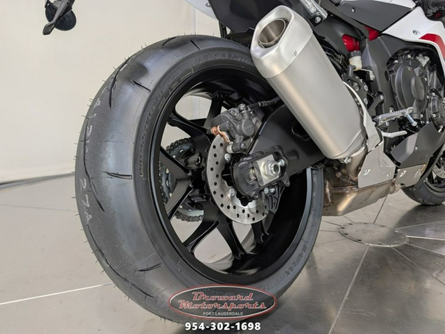 2026 Yamaha YZF-R1 70th Anniversary Edition