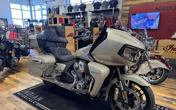 2026 Indian Motorcycle® Pursuit® Limited Silver Quartz Metallic