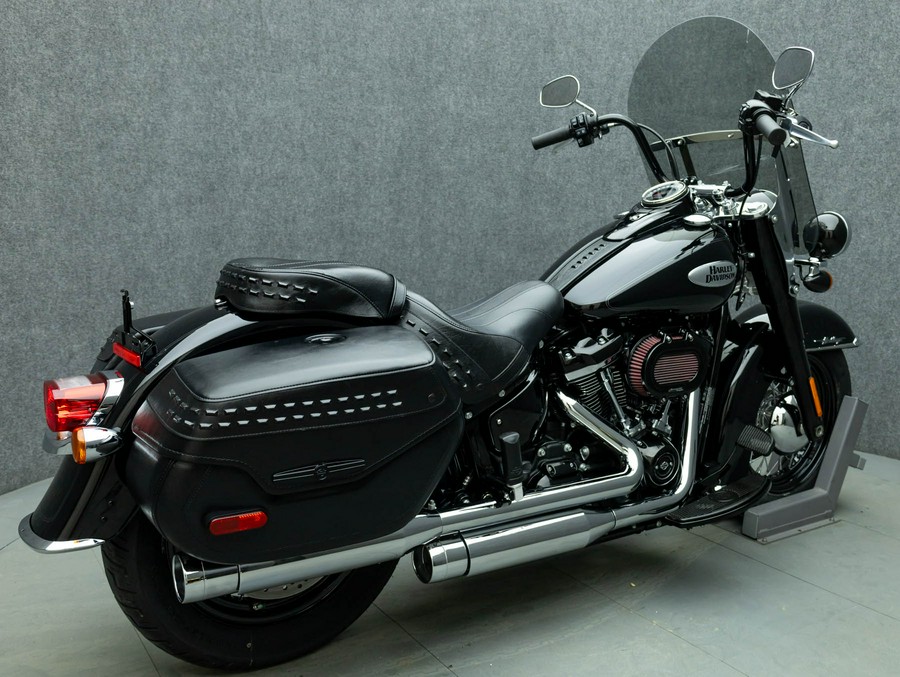 2021 HARLEY DAVIDSON FLHCS HERITAGE CLASSIC 114 W/ABS
