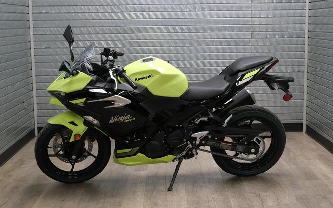 2026 KAWASAKI NINJA 500 ABS