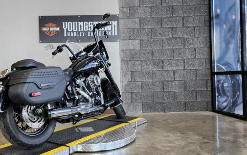 2019 Harley-Davidson® Heritage Classic 107 FLHC
