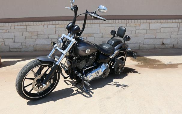 2016 HARLEY SOFTTAIL BREAKOUT