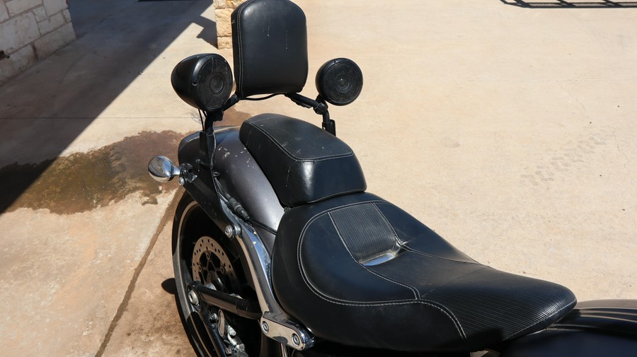 2016 HARLEY SOFTTAIL BREAKOUT