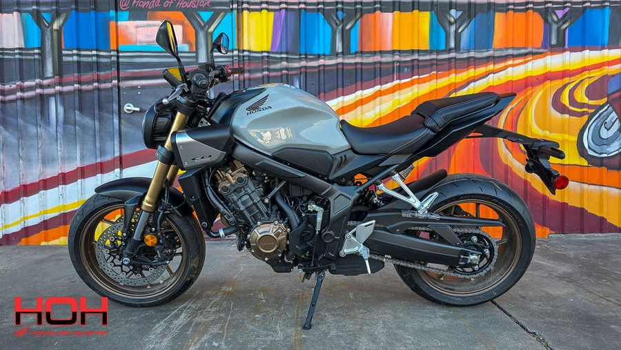 2025 Honda® CB650R E-Clutch