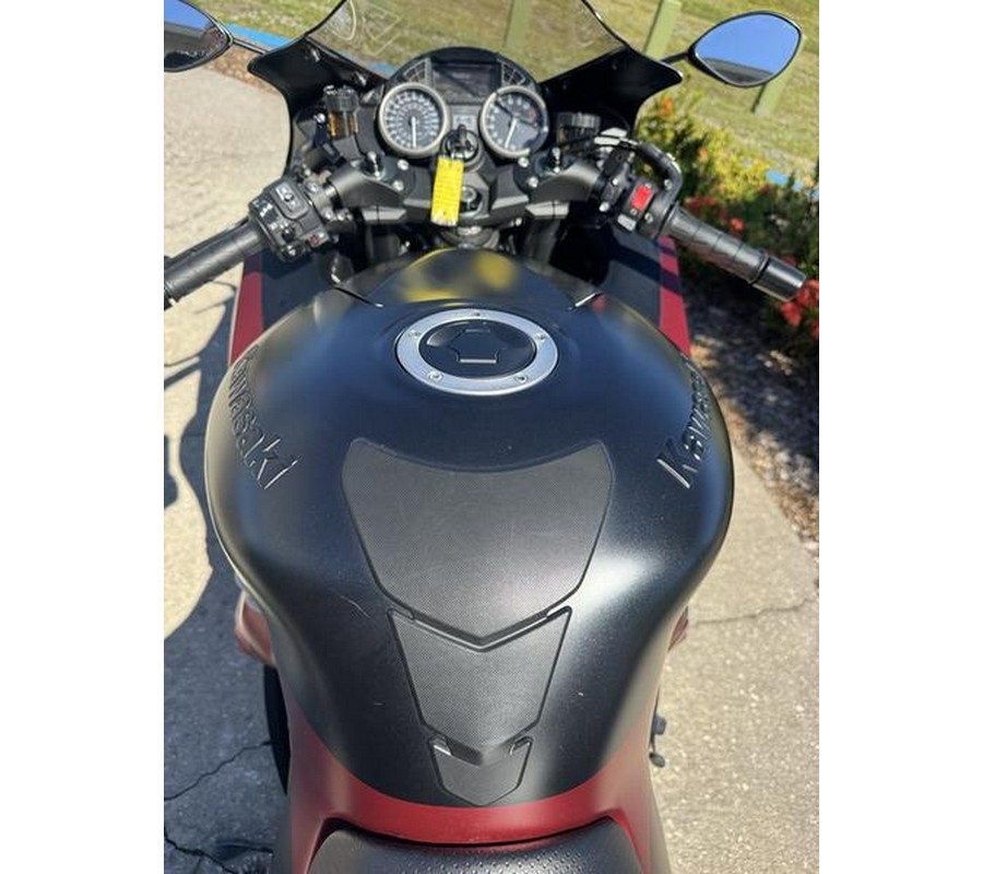 2025 Kawasaki Ninja® ZX™-14R ABS