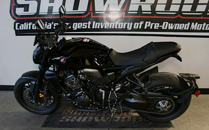 2024 Honda® CB1000R Black Edition