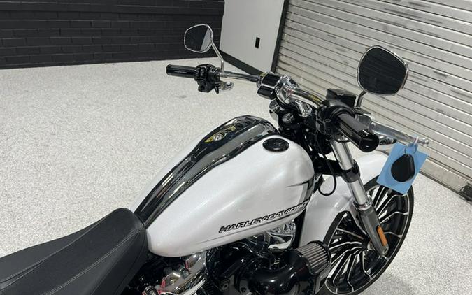 2024 Harley-Davidson Softail FXBR - Breakout
