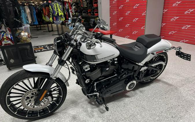 2024 Harley-Davidson Softail FXBR - Breakout