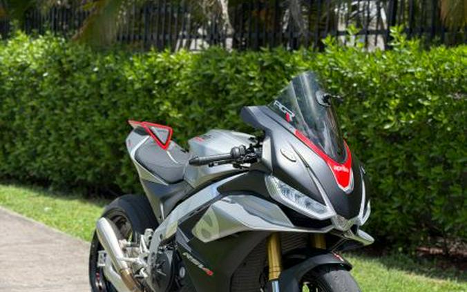 2024 Aprilia RSV4 1100