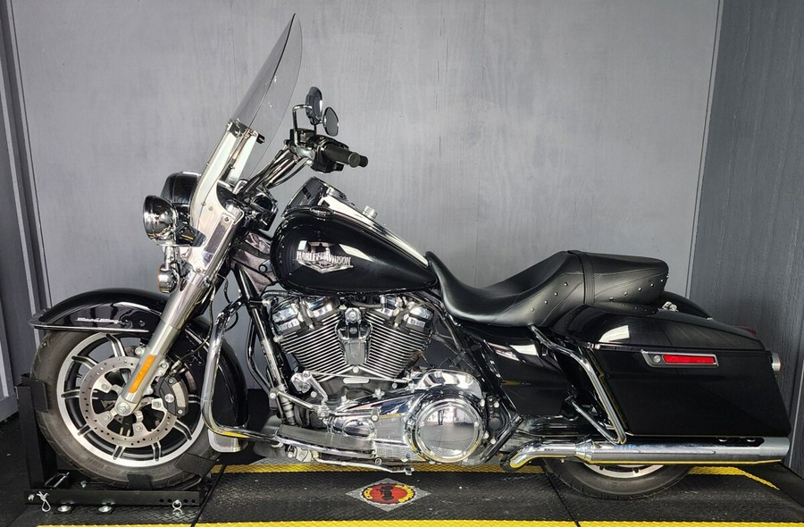 2018 Harley-Davidson Road King FLHR BLACK