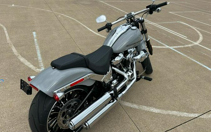 2024 Harley-Davidson Breakout 117 Billiard Gray