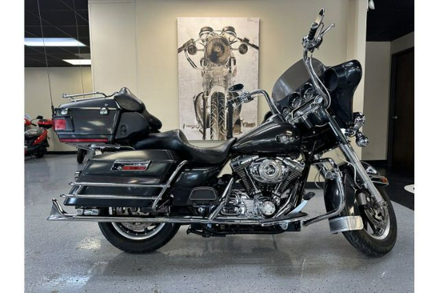 2008 Harley-Davidson® FLHTCU