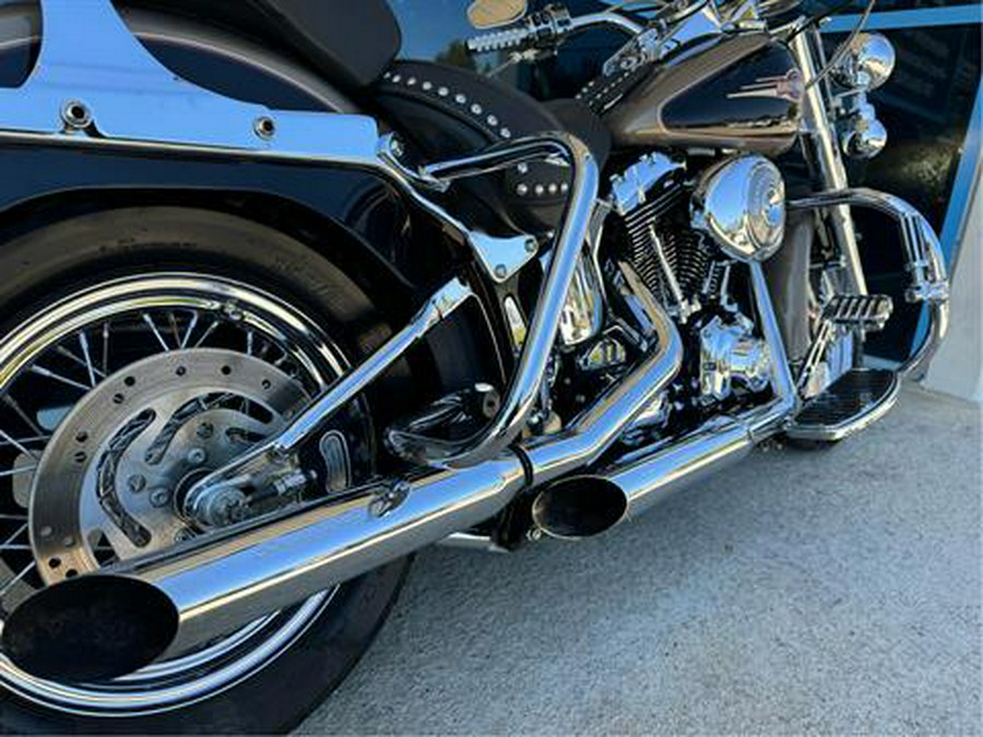 2005 Harley-Davidson FLSTC/FLSTCI Heritage Softail® Classic