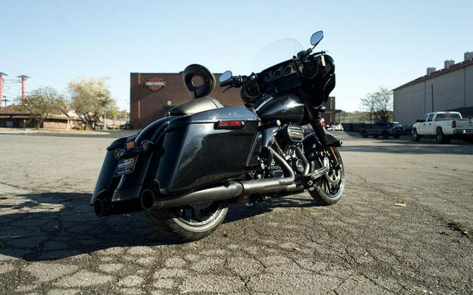 2018 Harley-Davidson® FLHXS - Street Glide® Special
