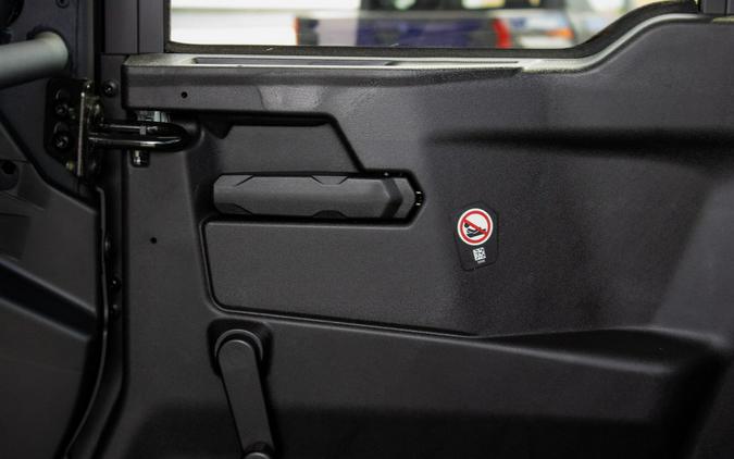 2026 CAN-AM DEFENDER MAX LIMITED CAB HD11